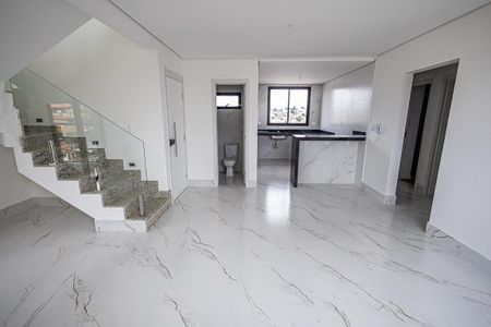 Apartamento à venda com 180m², 3 quartos e 4 vagasSala