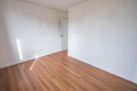 Apartamento à venda com 190m², 3 quartos e 4 vagas Apartamento à venda com 190m², 3 quartos e 4 vagasQuarto 3 / suite