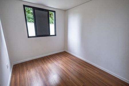 Apartamento à venda com 190m², 3 quartos e 4 vagas Apartamento à venda com 190m², 3 quartos e 4 vagasQuarto 2