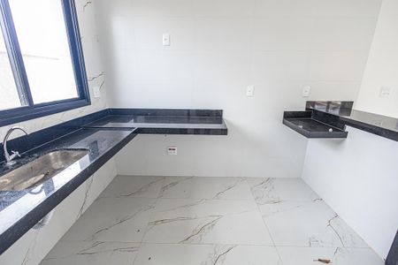 Apartamento à venda com 190m², 3 quartos e 4 vagas Apartamento à venda com 190m², 3 quartos e 4 vagasCozinha