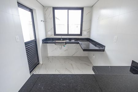 Apartamento à venda com 190m², 3 quartos e 4 vagas Apartamento à venda com 190m², 3 quartos e 4 vagasCozinha
