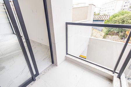 Apartamento à venda com 190m², 3 quartos e 4 vagas Apartamento à venda com 190m², 3 quartos e 4 vagasVaranda
