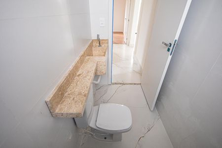 Apartamento à venda com 190m², 3 quartos e 4 vagas Apartamento à venda com 190m², 3 quartos e 4 vagasBanheiro