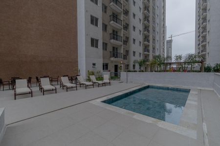 Apartamento para alugar com 35m², 2 quartos e sem vaga Apartamento para alugar com 35m², 2 quartos e sem vagaÁrea Comum - Piscina