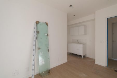 Apartamento à venda com 35m², 2 quartos e sem vaga Apartamento à venda com 35m², 2 quartos e sem vagaSala