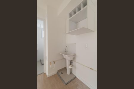 Apartamento à venda com 35m², 2 quartos e sem vaga Apartamento à venda com 35m², 2 quartos e sem vagaCozinha e Área de Serviço