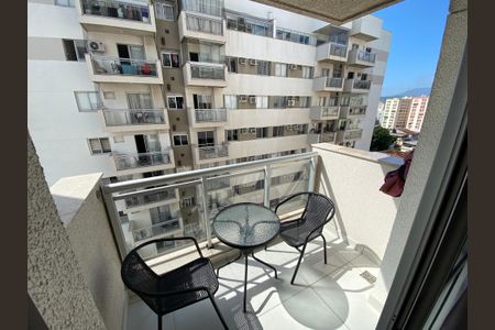 Apartamento à venda com 59m², 2 quartos e 1 vaga Apartamento à venda com 59m², 2 quartos e 1 vagaVaranda da Sala