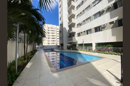 Apartamento à venda com 59m², 2 quartos e 1 vaga Apartamento à venda com 59m², 2 quartos e 1 vagaÁrea comum - Piscina