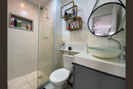 Apartamento à venda com 59m², 2 quartos e 1 vaga Apartamento à venda com 59m², 2 quartos e 1 vagaBanheiro da Suíte