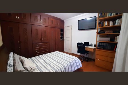 Apartamento à venda com 118m², 3 quartos e 2 vagas Apartamento à venda com 118m², 3 quartos e 2 vagasQuarto Suíte 1
