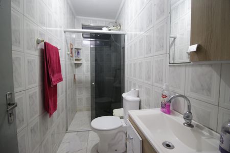 Casa à venda com 176m², 3 quartos e 2 vagasBanheiro 2