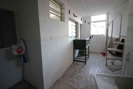 Casa à venda com 176m², 3 quartos e 2 vagasÁrea de Serviço 2