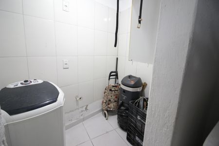 Casa à venda com 176m², 3 quartos e 2 vagasÁrea de Serviço 1