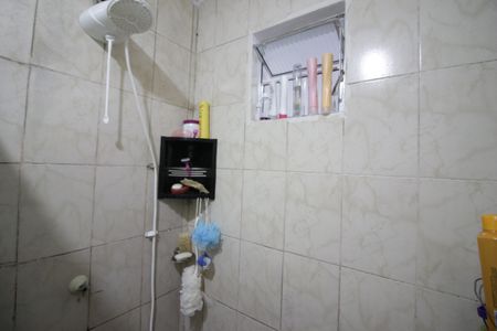 Casa à venda com 176m², 3 quartos e 2 vagasBanheiro 1