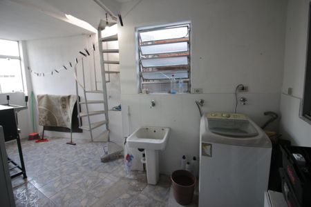 Casa à venda com 176m², 3 quartos e 2 vagasÁrea de Serviço 2