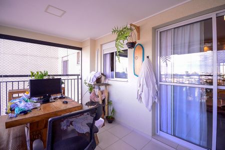 Apartamento à venda com 67m², 2 quartos e 1 vaga Apartamento à venda com 67m², 2 quartos e 1 vagaSala - Varanda