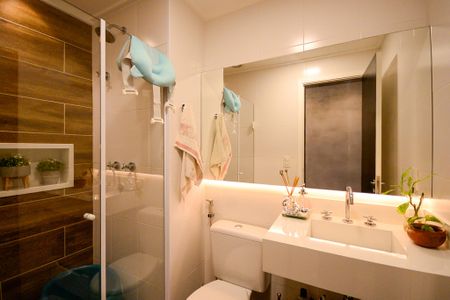 Apartamento à venda com 67m², 2 quartos e 1 vaga Apartamento à venda com 67m², 2 quartos e 1 vagaBanheiro Social