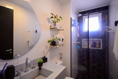 Apartamento à venda com 67m², 2 quartos e 1 vaga Apartamento à venda com 67m², 2 quartos e 1 vagaBanheiro da Suite