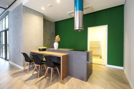Apartamento à venda com 27m², 1 quarto e sem vaga Apartamento à venda com 27m², 1 quarto e sem vagaÁrea comum - Salão de festas