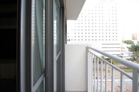 Apartamento à venda com 27m², 1 quarto e sem vaga Apartamento à venda com 27m², 1 quarto e sem vagaVaranda