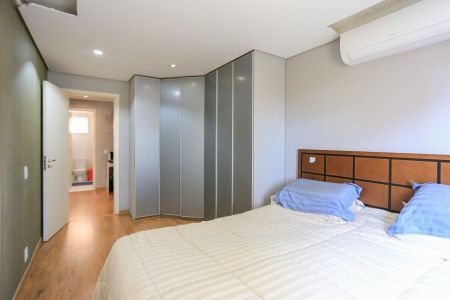 Apartamento à venda com 128m², 3 quartos e 2 vagas Apartamento à venda com 128m², 3 quartos e 2 vagasSuíte 3