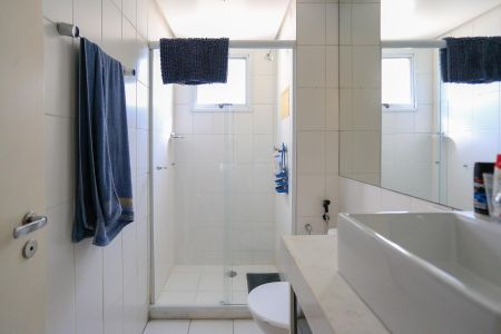 Apartamento à venda com 128m², 3 quartos e 2 vagas Apartamento à venda com 128m², 3 quartos e 2 vagasBanheiro da Suíte 2