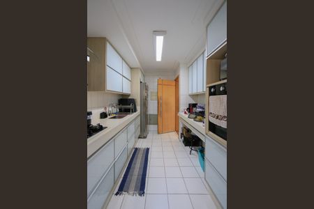 Apartamento à venda com 128m², 3 quartos e 2 vagas Apartamento à venda com 128m², 3 quartos e 2 vagasCozinha