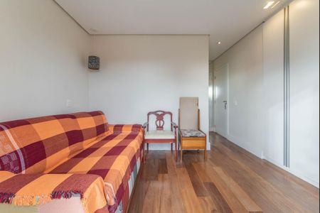 Apartamento à venda com 107m², 2 quartos e 2 vagasSuíte
