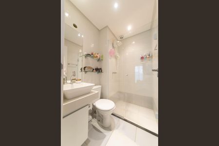 Apartamento à venda com 107m², 2 quartos e 2 vagasBanheiro Social