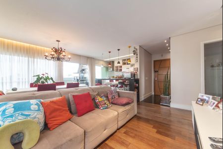 Apartamento à venda com 107m², 2 quartos e 2 vagasSala