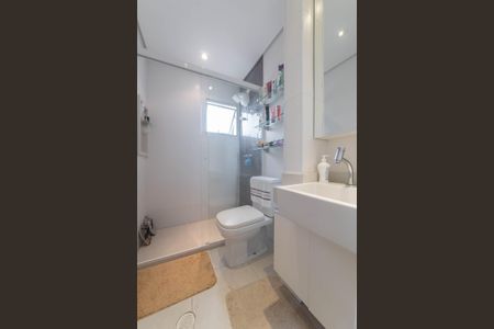 Apartamento à venda com 107m², 2 quartos e 2 vagasBanheiro da Suíte