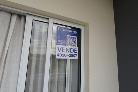 Apartamento à venda com 107m², 2 quartos e 2 vagasPlaquinha