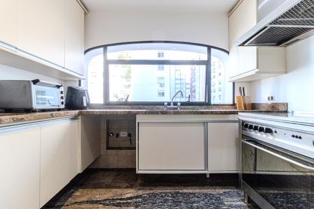 Apartamento à venda com 260m², 4 quartos e 3 vagas Apartamento à venda com 260m², 4 quartos e 3 vagasCozinha