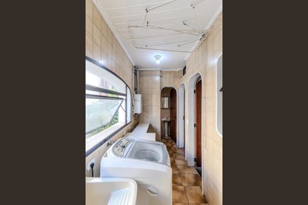 Apartamento à venda com 260m², 4 quartos e 3 vagas Apartamento à venda com 260m², 4 quartos e 3 vagasÁrea de Serviço