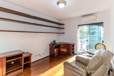 Apartamento à venda com 260m², 4 quartos e 3 vagas Apartamento à venda com 260m², 4 quartos e 3 vagasQuarto 1