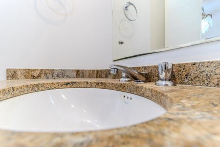 Apartamento à venda com 260m², 4 quartos e 3 vagas Apartamento à venda com 260m², 4 quartos e 3 vagasLavabo