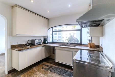 Apartamento à venda com 260m², 4 quartos e 3 vagas Apartamento à venda com 260m², 4 quartos e 3 vagasCozinha