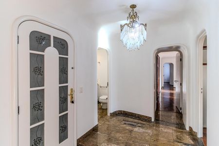 Apartamento à venda com 260m², 4 quartos e 3 vagas Apartamento à venda com 260m², 4 quartos e 3 vagasCorredor de Entrada