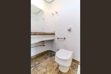 Apartamento à venda com 260m², 4 quartos e 3 vagas Apartamento à venda com 260m², 4 quartos e 3 vagasLavabo