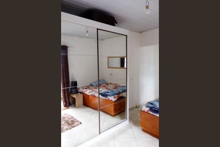 Casa à venda com 170m², 1 quarto e 1 vaga Casa à venda com 170m², 1 quarto e 1 vagaQuarto 1