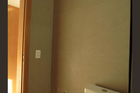 Casa à venda com 145m², 3 quartos e 4 vagasBanheiro da Suite 2