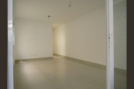 Casa à venda com 145m², 3 quartos e 4 vagasSala