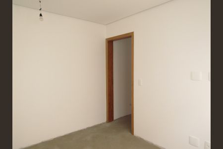 Casa à venda com 145m², 3 quartos e 4 vagasAnte-sala da Suíte 1