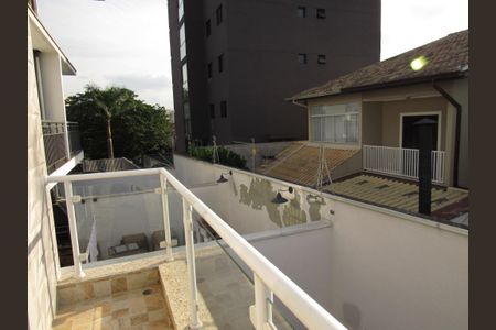 Casa à venda com 145m², 3 quartos e 4 vagasVaranda 2