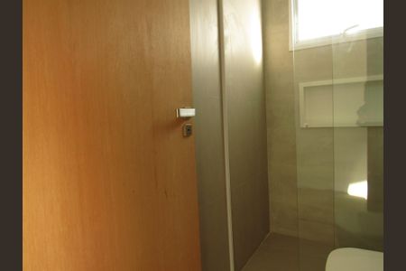 Casa à venda com 145m², 3 quartos e 4 vagasBanheiro