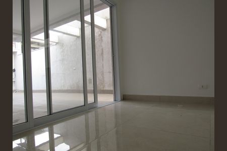 Casa à venda com 145m², 3 quartos e 4 vagasSala