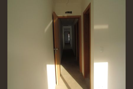 Casa à venda com 145m², 3 quartos e 4 vagasSuíte 2