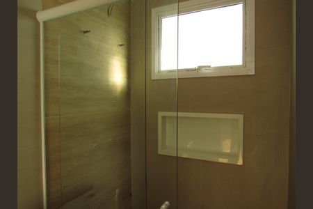 Casa à venda com 145m², 3 quartos e 4 vagasBanheiro da Suite 2