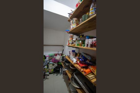 Casa de condomínio para alugar com 150m², 3 quartos e 2 vagas Casa de condomínio para alugar com 150m², 3 quartos e 2 vagasDespensa