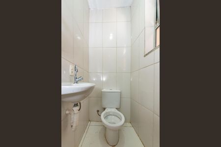 Casa à venda com 187m², 3 quartos e 1 vaga Casa à venda com 187m², 3 quartos e 1 vagaBanheiro de Serviço